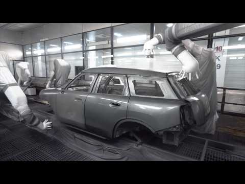 MINI Countryman Production in the Paint Shop