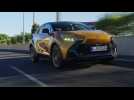 Toyota C-HR Hybrid Allrad AWD-i Driving Video