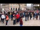 VIDEO. Au Mans, 250 personnes rendent hommage au professeur assassiné à Arras
