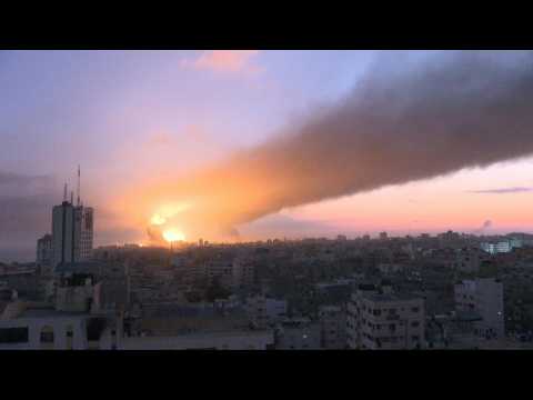 Israeli strikes hit Gaza at dawn on Saturday