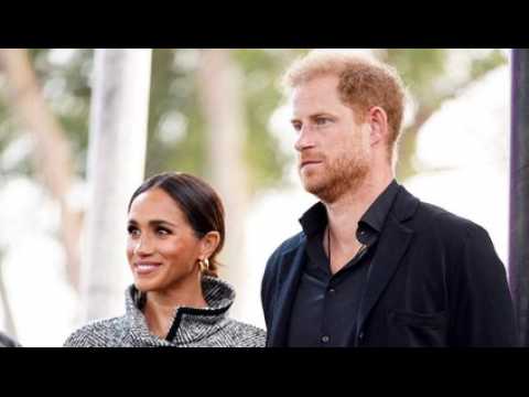 VIDEO : Meghan et Harry : le couple ftera-t-il Nol au Royaume-Uni ?