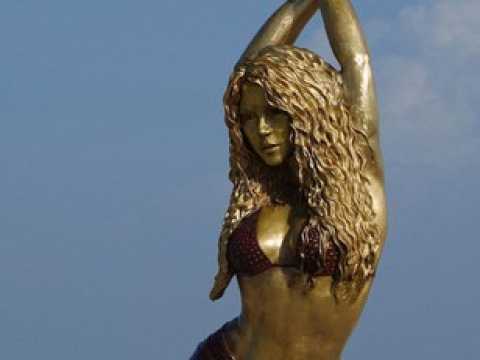VIDEO : Shakira : une statue  l?effigie de la chanteuse a t inaugure dans sa ville natale