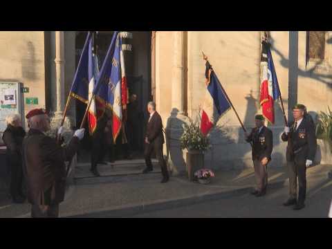 VIDEO : Dernier adieu  Guy Marchand dans un village des Bouches-du-Rhne