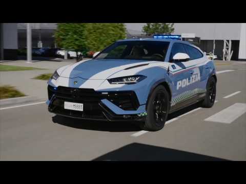 Lamborghini Urus Performante Polizia Driving Vdeo