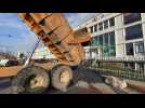 Boulogne : des tonnes de boues déversées devant les services de l'Etat