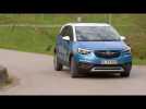 Opel Crossland-X Driving Video in Blue Trailer | AutoMotoTV