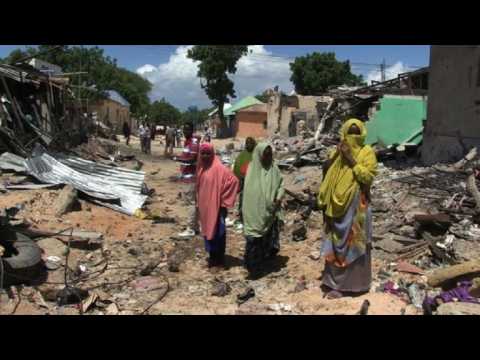 Three Somali soldiers killed defusing bomb