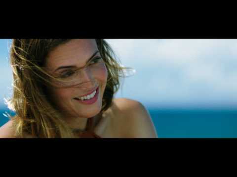 Mandy Moore, Claire Holt, Matthew Modine In '47 Meters Down' New Trailer