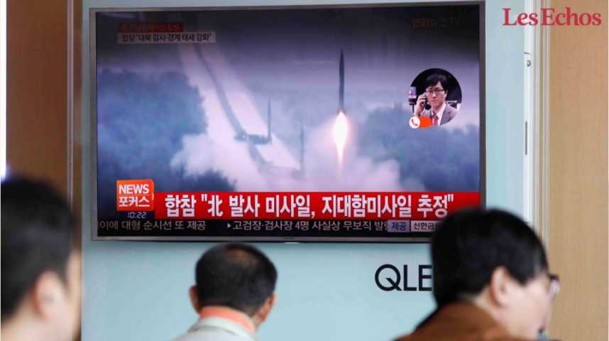 Illustration pour la vidéo La Corée du Nord tire une nouvelle salve de missiles en mer