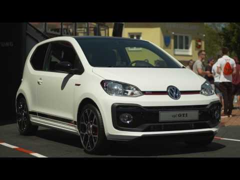 Volkswagen up! GTI concept car Design | AutoMotoTV