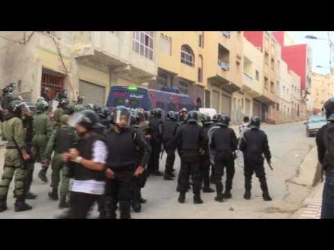 Police fire tear gas at protesters in restive Moroccan city