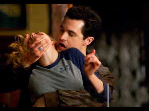 Vampire Diaries - Teaser 1 - VO