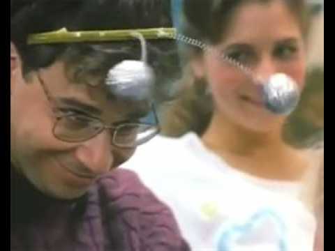 Portrait craché d'une famille modèle - bande annonce 2 - VO - (1989)