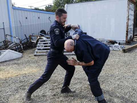 Banshee - Teaser 1 - VO