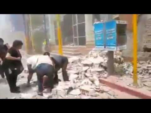 Mexico: Images of the moment 7.1 quake strikes Morelos state