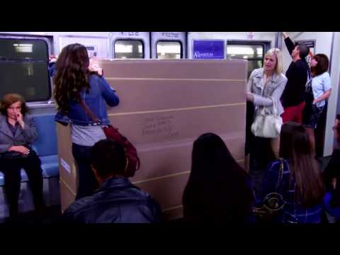 2 Broke Girls - Teaser 1 - VO