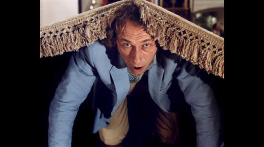Le Coup Du Parapluie Film Entier Youtube Le coup du parapluie - bande annonce - (1980)