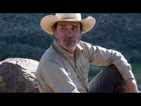 Trois enterrements - Bande annonce 3 - VO - (2005)