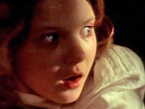 Les Autres - Teaser 1 - VO - (2001)