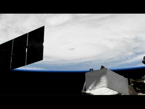 2 minutes de l'ouragan Harvey filmé depuis l'ISS