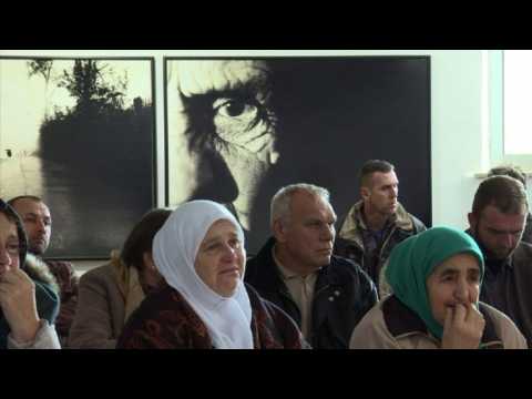 Srebrenica families listen to Mladic verdict