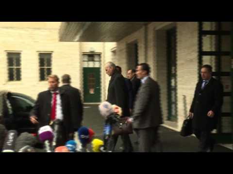 Un mediator holds meetings with Syria delegations in Geneva