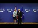 May, Juncker meet for crunch Brexit talks in Brussels - Label : AFPTV - First images - Category : News