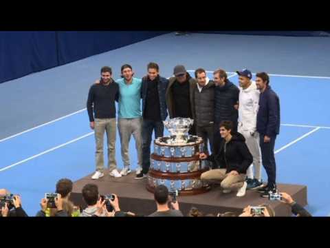 Tennis/Davis Cup: Heroic France team returns to Paris