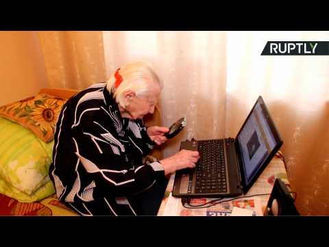 101yo Internet-Savvy Granny Remembers When Electricity Was Introduced