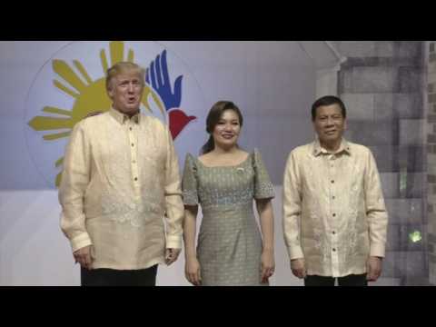 Trump meets Duterte in Manila for ASEAN gala dinner