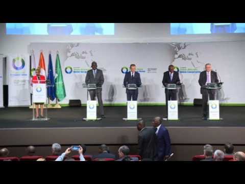 Closing session of the EU-AU summit in Abidjan