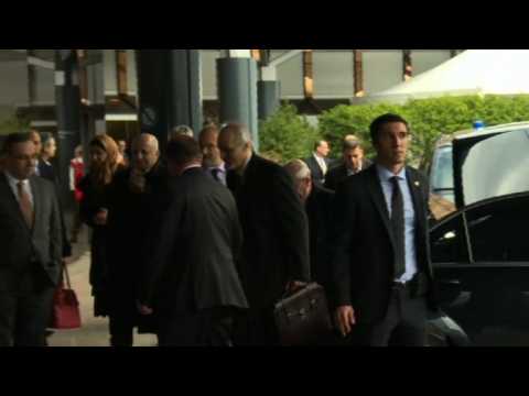 Assad negotiators arrive at Syria peace talks