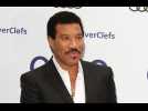 Lionel Richie cancels Vegas show to help family