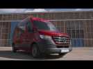Mercedes-Benz Sprinter 314 CDI Panel Van - Jupiter Red Driving Video