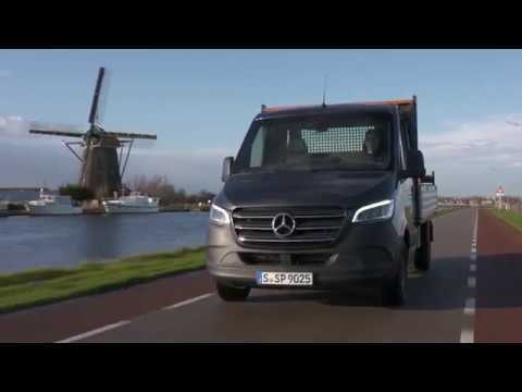 Mercedes-Benz Sprinter 316 CDI Pickup - Tenorite grey metallic Driving Video