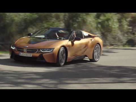 The new BMW i8 Roadster E Copper Driving Video