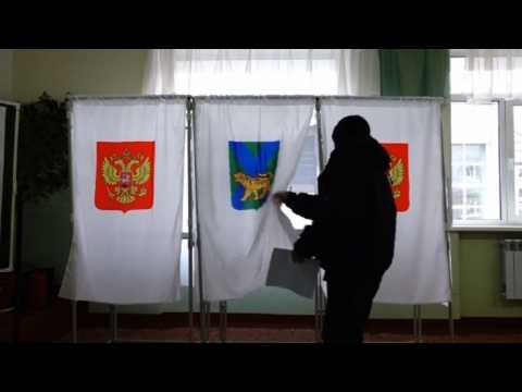 Voters head back to the polls in Russia's Vladivostok