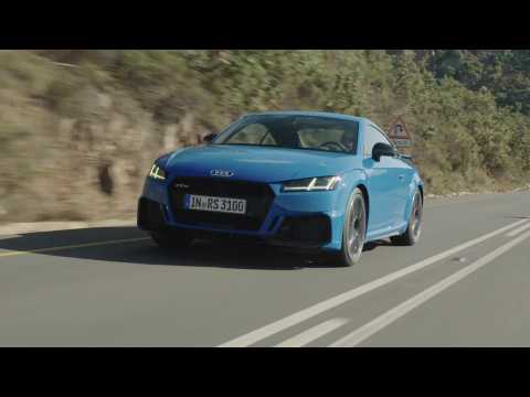 The new Audi TT RS Driving Video