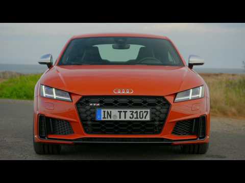 The new Audi TTS Exterior Design in Pulse orange
