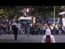 Protesters in Venezuela commandeer a truck as hundreds cheer - Label : AFPTV - First images - Category : News
