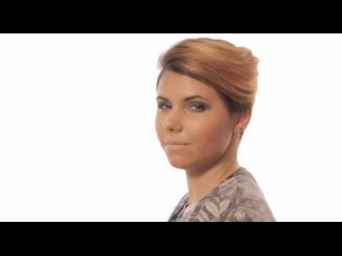 Comment réaliser un chignon banane rapidement ?