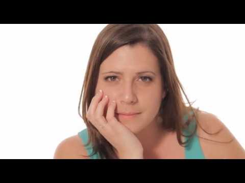 Comment bien poser des faux ongles ?