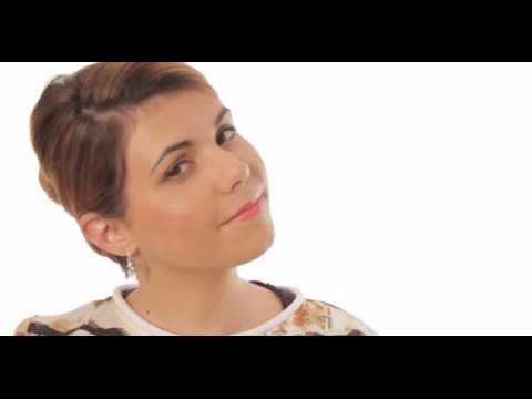 Comment porter le rouge à lèvres orange ? - marie france