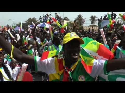 Fans in Dakar watch Senegal World Cup match against Japan