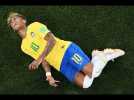 Ce bar brésilien veut offrir une tournée générale de shots à chaque chute de Neymar
