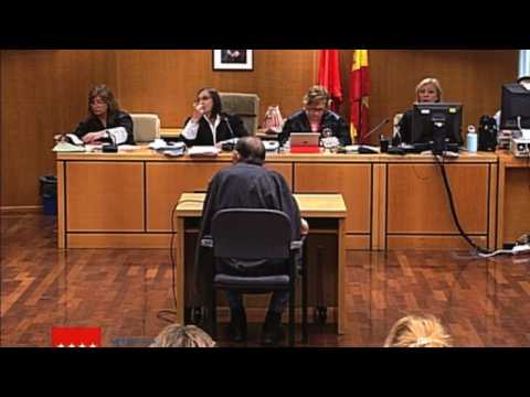 85-year-old in dock for Franco-era stolen babies trial