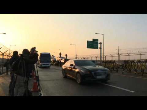 S.Korean delegation heads to first official talks in two years