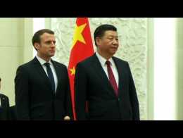 Chine: le président Xi accueille Macron lors d'une cérémonie