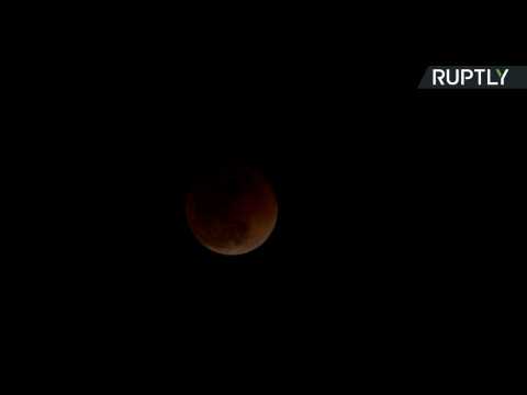 Lunar Trifecta! 'Super Blue Blood Moon' Seen Across the World