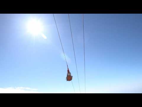 2 minutes de descente avec la plus longue tyrolienne du monde